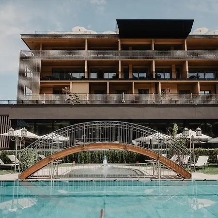 Verwöhnhotel Berghof-2